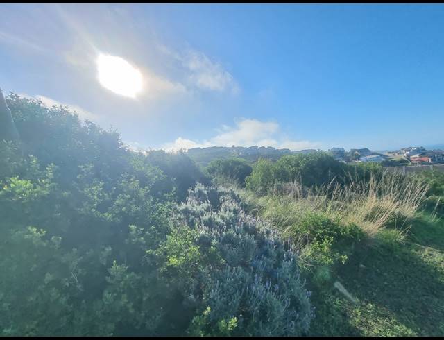 1,025M² VACANT LAND FOR SALE IN DANA BAY